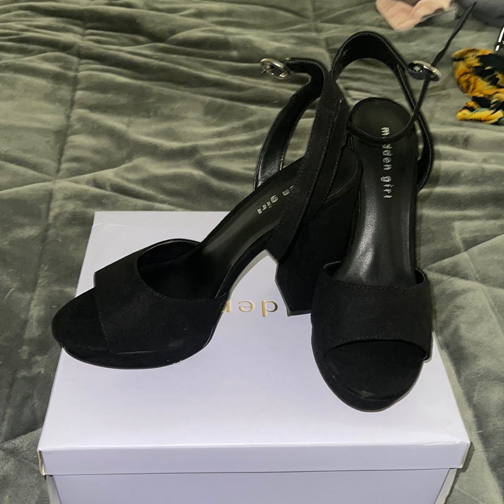 Block Heels.